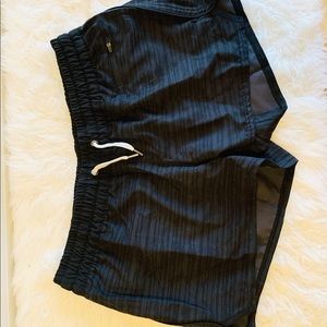 Women’s Vuori Shorts!